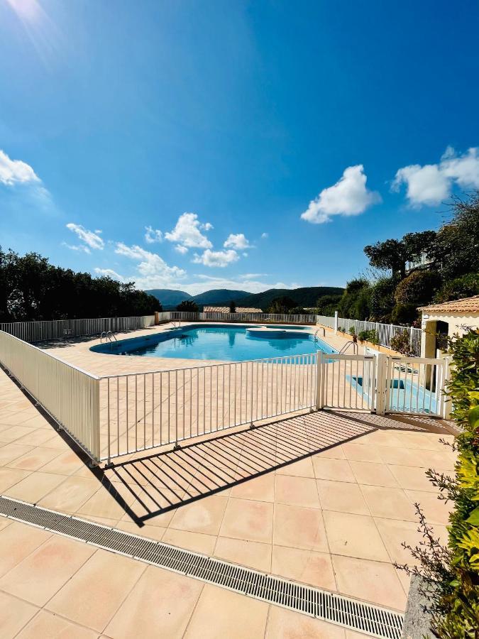 Superbe T2 Avec Vue Mer Et Piscine Ла Круа-Вальме Экстерьер фото